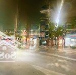 Phố ngô gia tự, long biên, dt 175 m2, giá 17 tỷ 9, 3 ô tô tránh, kd sầm uất, cho thuê dòng tiền