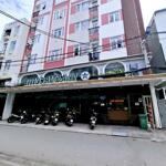 Cần bán nhà mt nguyễn giản thanh p.15 q10. dt: 16x6m, 6 tầng, 16 phòng. gía bán 30 tỷ