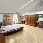Cho thuê nhà liền kề 4 tầng đường 72m - phường nghi phú, có đầy đủ nội thất