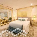 Chuyển nhượng tổ hợp khách sạn và căn hộ cao cấp 6 star trung tâm quận ba đình