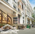Cho thuê tòa khách sạn 4 sao tại trung tâm hoàn kiếm, 300m2, 10 tầng, 65 phòng ngủ, vị trí đắc địa