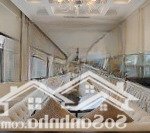 Bán cắt lỗ căn biệt thự 2 ngủ giá 7,5 tỷ căn 3 ngủ giá 8,9 tỷ .