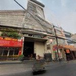 Tòa nhà cho thuê đường phổ quang, p2. dt: 7x20m. hầm 5 lầu. sàn suốt. thang máy. giá 70tr/tháng.