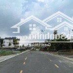 Chủ đất bán gấp lô đất đường lê văn lương, h. nhà bè. sổ riêng. giá 2 tỉ 6. lh: 0868066154 gặp mi