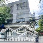 Cho thuê nhà mặt phố k300 * 400m2 giá siêu hời tại a4, p 12, tân bình, hcm