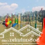 Lô biệt thự nhìn ra công viên diện tích 210m2 sẵn sổ giá tốt.