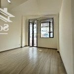 Cần bán căn nhà mới 1 trệt 2 lầu lk mt đường dương bá trạc giá chỉ 5 tỷ hơn 0938192162