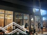 Bán căn shop mặt sảnh - vị trí ngay sát cửa sảnh ra vào tòa nhà - sổ đỏ lâu dài