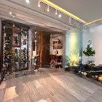 Vinhomes marina, phân khu hải âu, 105m2 x 4 tầng + 1 tum, đã hoàn thiện có thang máy, có hồ cá koi