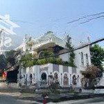 Cho thuê nhà mặt tiền căn góc số 42 lam sơn, bình thạnh, dtsd 160m2
