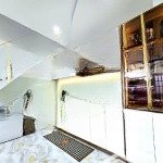 Kẹt tiền cần bán gấp nhà 3 tầng đường cách mạng tháng tám, sử dụng 20m2, hẻm xe hơi, giá rẻ 1.2 tỷ