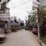 ô tô tránh, vỉa hè, kinh doanh. cực gần ql 32. 2 thoáng vĩnh viễn. bán 85.7 đất dv giá chào 10.7 tỷ