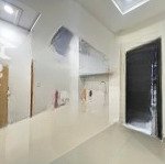 Chính chủ cho thuê 2pn 2wc ngay phan đăng lưu -45m2 full nt thoáng mát ở liền gần phan xích long