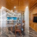 Bán biệt thự hiện đại 256m2 góc 2 mặt tiền đường cách biển bãi sau chỉ 800 m2 giá tốt nhất 25 tỷ tl