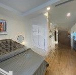 Vin green bay căn studio đồ cao cấp giá chỉ 8,5 triệu/th, vào luôn. gọi em 0918269777