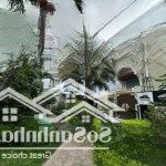 Bán nhà 3 tầng đẹp, view công viên nội khu - đường trường chinh, gần tân hải, etown cộng hòa