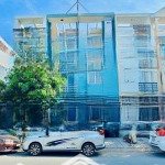 Bán khách sạn có 19 phòng, mt cao đức lân, dt: 180m2 (8x20) kết cấu: hầm, 3 lầu, st, giá: 37 tỷ tl