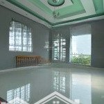 Nhà mặt tiền 165m2 thị trấn cần giuộc