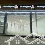 Cho thuê nhà ngang 10m mặt tiền đường nguyễn văn cừ, ninh kiều, cần thơ
