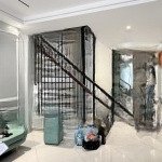 Bán nhà dh ngoại thương, 40m2 4pn , ngõ thông, ở ngay, oto dừng đỗ cách nhà 50m, gd chính chủ