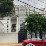 Biệt thự văn phòng cho thuê góc 2mt ngay khu k300 cộng hòa tân bình