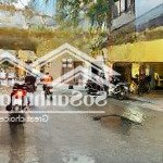 Bán tòa nhà 7 tầng tháng máy 3 mặt ngõ ngay hòa bình 7, minh khai giá tốt nhất. liên hệ 0975988293