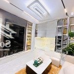 Duy nhất 1 căn nhà phố trần thái tông,cầu giấy 70m ra phố nhà mới đẹp ngõ thông,30m2 5t 6tỷ ở sướng