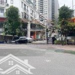 Vị trí kim cương! 94,5m2 shophouse sông hồng - trung tâm gia lâm, đông như phố cổ