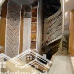 Ba đình kim mã 62,5m2, 6 tầng thang máy, ô tô tránh vào nhà. giá chuẩn 21,5 tỷ (thương lượng)