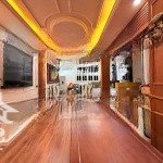 Bán nhà phân lô hoàng quốc việt, cầu giấy: 65m*4t, gara ô tô, gần phố, vị trí đẹp.