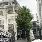 Cực hiếm: bán biệt thự đô thị việt hưng 245m2, view công viên cực đẹp, cách marie curie 150m