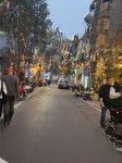 Ba đình, phố hàng bún. dt 41m2, mặt tiền 8m, giá 27 tỷ vị trí lô góc vô cùng giá trị. đẹp hiếm