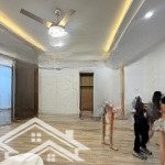 Bán gấp cc 2pn full nội thất, 70m2, 3,27 tỷ tại toà ct4 kđt xa la, hà đông, hn