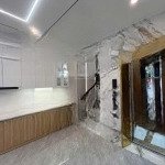 Chính chủ gửi bán nhà 5 tầng mới ở hà trì 1 - dt 32m2 - mt 7m - lô góc - thang máy