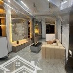 Siêu phẩm long biên, khu cư dân vip gia thuỵ 35m2 5 tầng, mt5m, 2 thoáng, chỉ nhỉnh 6 tỷ.