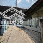 Cần bán kho đang cho thuê. thu nhập ổn định. dt: 206m2. (7x 30m) thổ cư: 100m2. giá; 4.7 tỷ tl