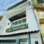 Lên sóng nhà đẹp 5 tầng ngay gần hàng xanh - quận 1 - view landmark - 4tỷ900 bớt lộc