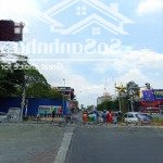 Mặt tiền lê lợi ngay chợ bến thành, dt: 4,5x23m, 3 lầu giá 140 tỷ