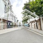 Chuyển nhượng căn liền kề hoàng huy riverside gần cầu quay