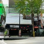 Cho thuê nhà mặt phố quan nhân, diện tích 79m2, 2 mặt tiền 10m