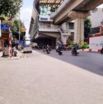Bán nhà phố phan đình giót, nhà toàn gỗ lim, mặt tiền 5m, nở hậu, hà đông, 35m hơn 6 tỷ