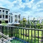 Cần bán nhà biệt thư view sông ngay sát tphcm, giá chỉ 11,5 tỷ/căn, sổ hồng sẵn sang tên ngay