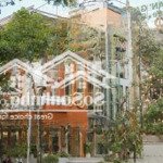 Cho thuê nhà mặt phố nguyễn thị định, dt 200m2 x 3 tầng, mt lô góc 25m, vị trí siêu đẹp