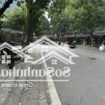 Bán nhà riêng mặt phố lạc trung giá chỉ hơn 6 tỷ, kinh doanh sầm uất
