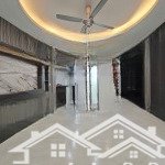 Bán nhà mới đầu phố lụa- vạn phúc, 31m2, 3pn, 4wc, 5t, 7.5tỷ( còn thương lương)
