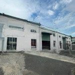 Cho thuê xưởng trong kcn hố nai 3 - trảng bom, dt 2400m2, lh