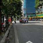Bán nhà mặt phố bạch mai , kinh doanh sầm uất ngày đêm , vỉa hè , oto tránh, lô góc, doanh thu đỉnh