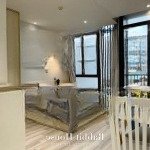 Khai trương căn hộ ban công full nội thất đường đinh tiên hoàng quận 1 ngay công viên lê văn tám