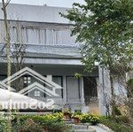 Phú mãn - quốc oai. cách bigc 38km bác nào đủ tài chính thì lấy khuôn viên này rất rất đẹp. chị ch