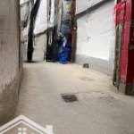 Mảnh đất vàng - tt cầu giấy - 2 thoáng trước sau - ngõ thông - 3 gác đỗ cổng - gần ô tô - gần phố